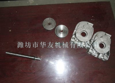 點擊查看詳細信息<br>標題：華友機械齒輪 電機軸 齒輪箱體 閱讀次數(shù)：5821